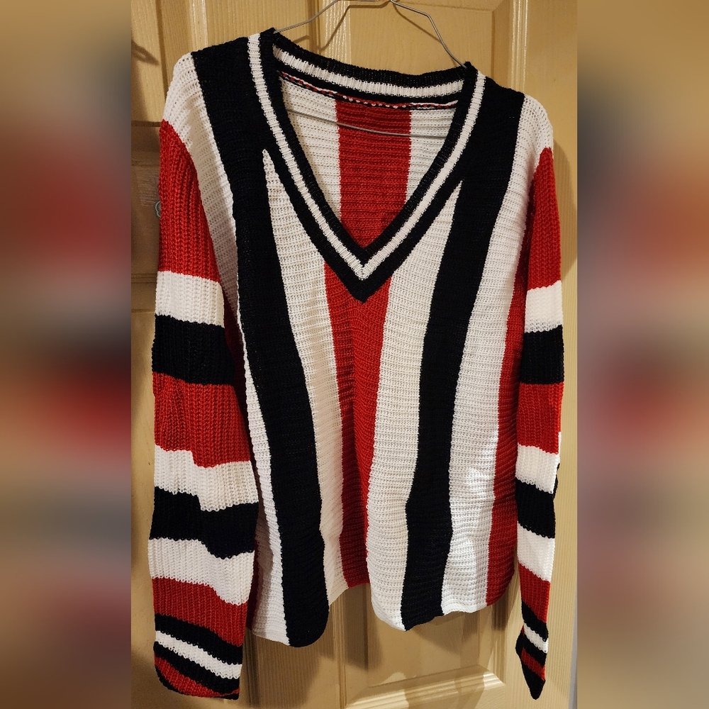 Women's Light Sweater SIZE XL
